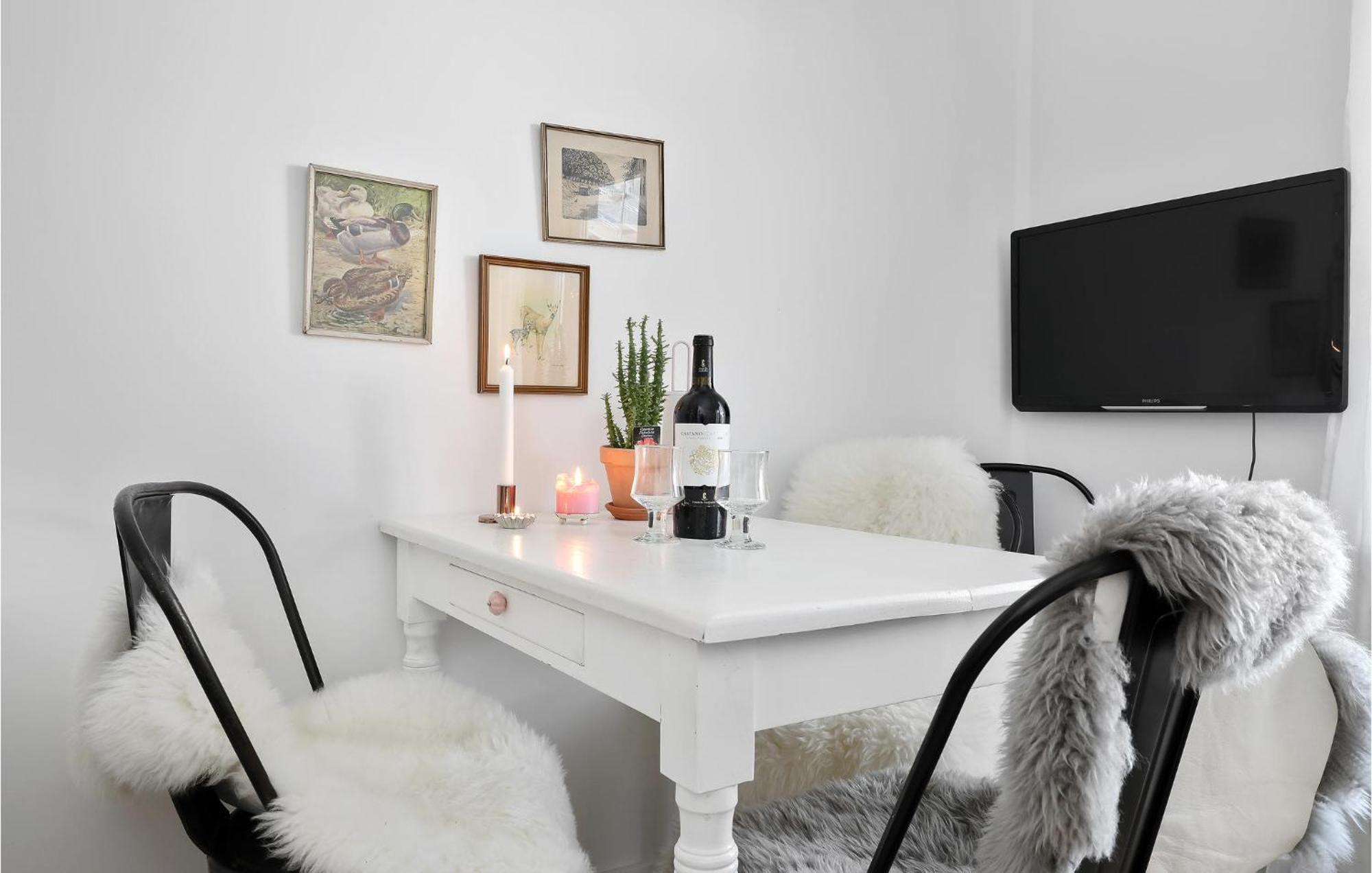 Beautiful Apartment In Nexo Bagian luar foto